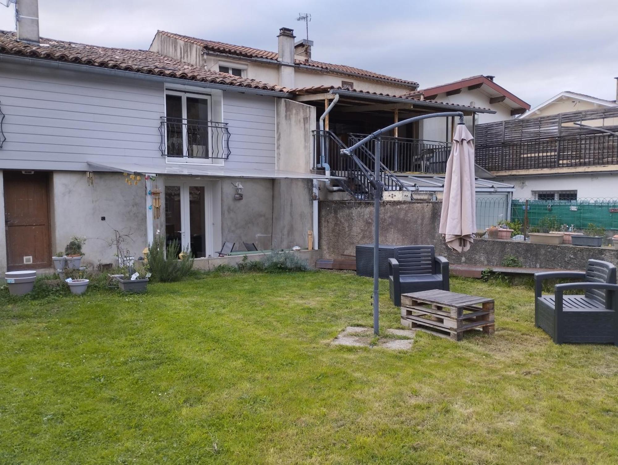 Le Petit Nid Daire Montgaillard  Dış mekan fotoğraf